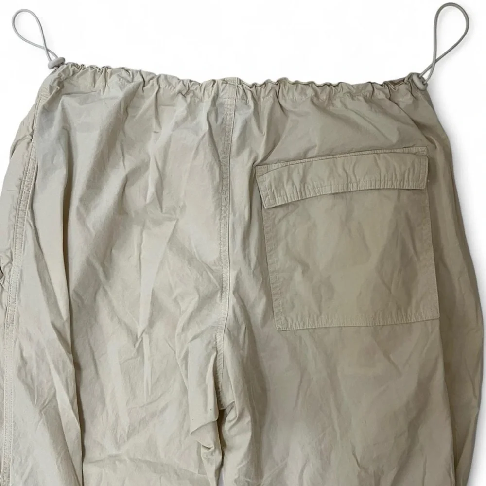 Urban Outfitters Light Tan Cargo Pants - Picture 4 of 5